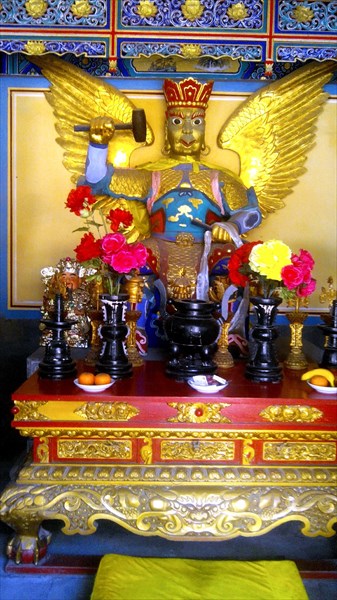 Мы-кузнецы, и друг наш молот!